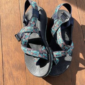 Chaco size 8
